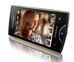 Xperia Ray ST18